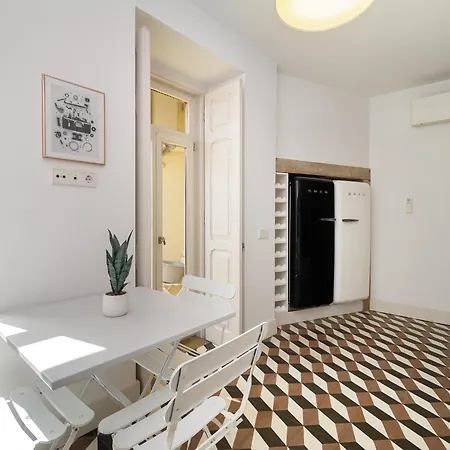 Lejlighed Whome Classic Beauty & Modern Retreat In Rato