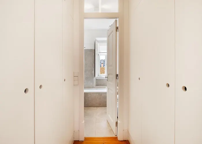 Whome Classic Beauty & Modern Retreat In Rato Appartement Lisboa