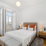 Whome Classic Beauty & Modern Retreat In Rato